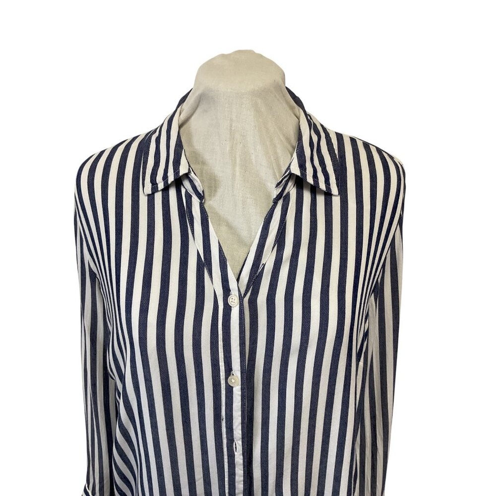 Alexander Jordan Blue & White Striped Button-Down Rayon Blouse Size L - Picture 3 of 5